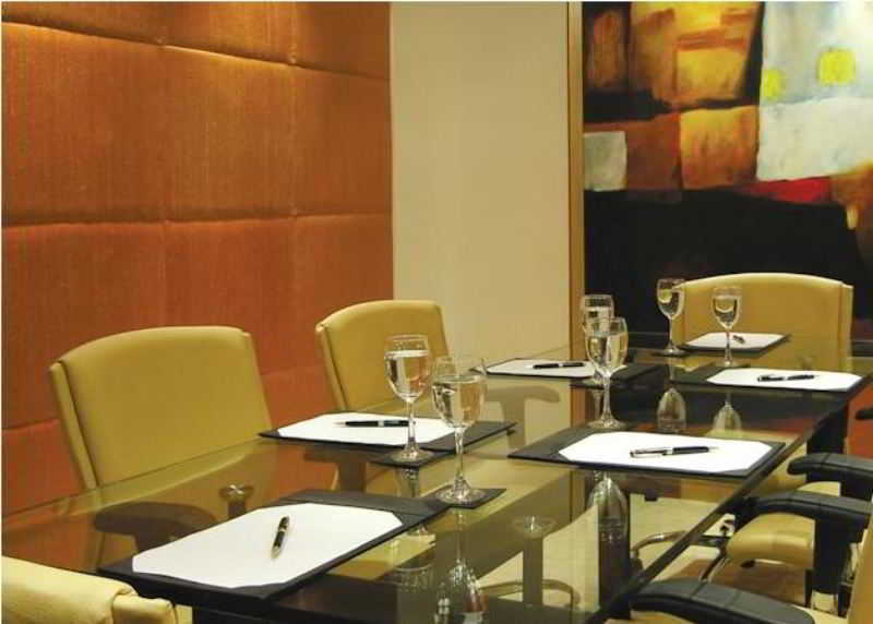 Taj Chandigarh Chandīgarh Exterior foto Meeting room